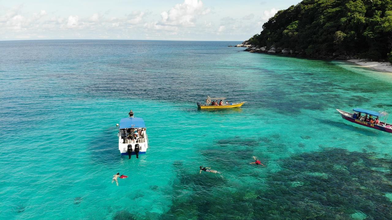 Aman Tioman Beach Resort Kampung Genting Esterno foto
